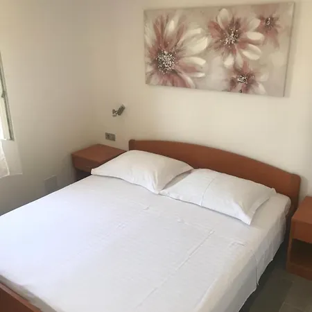 Hvar Apartments Felix *