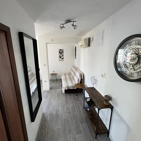 Hvar Apartments Felix *